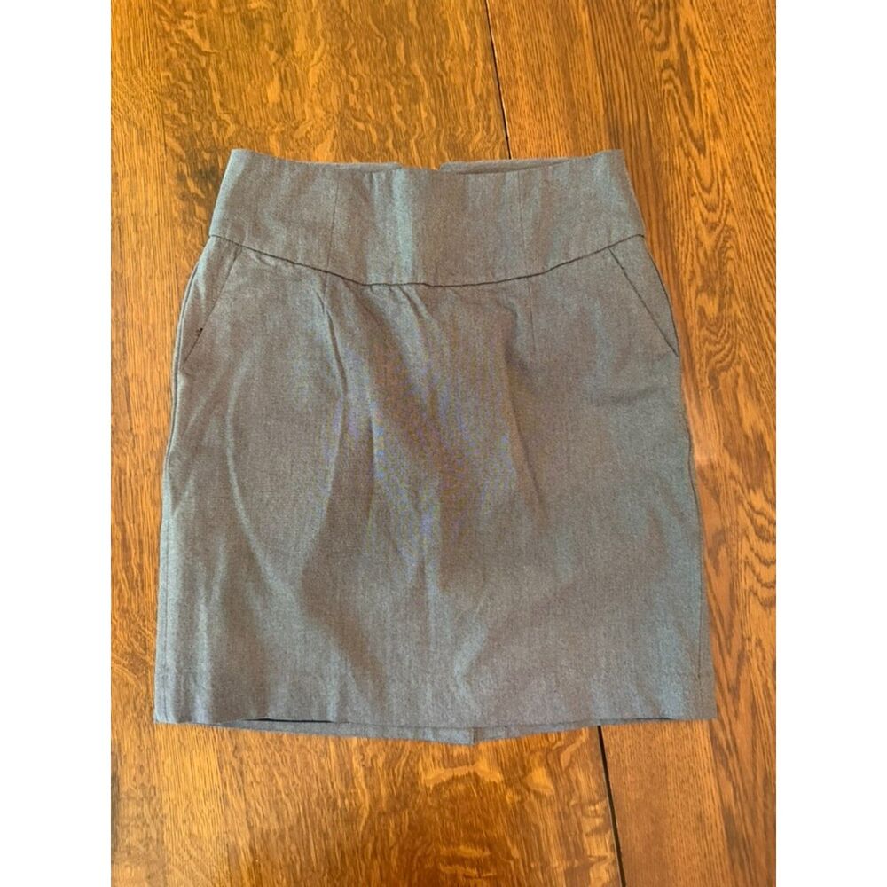 Banana Republic Gray Pencil Skirt Size 10 Career Office Stretch Knee Length